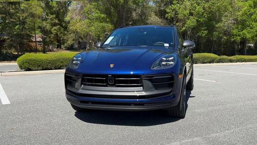 2025 Porsche Macan T
