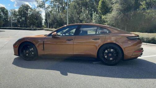 2026 Porsche Panamera GTS