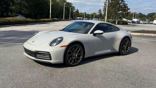 2020 Porsche 911 Carrera