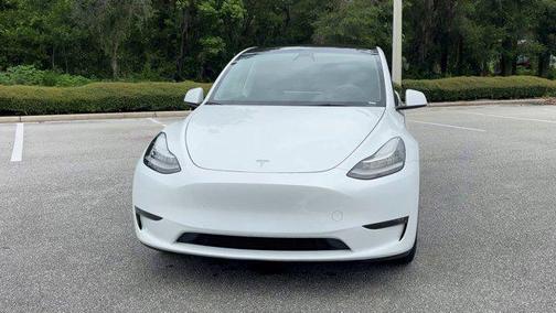 2022 Tesla Model Y Long Range Dual Motor All-Wheel Drive