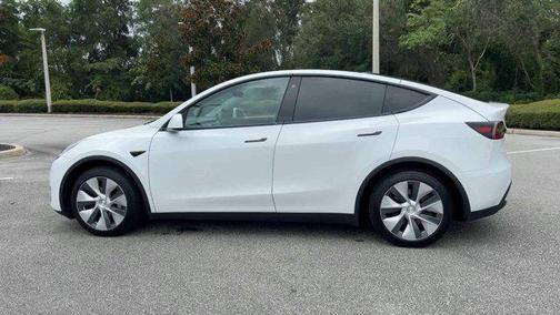 2022 Tesla Model Y Long Range Dual Motor All-Wheel Drive