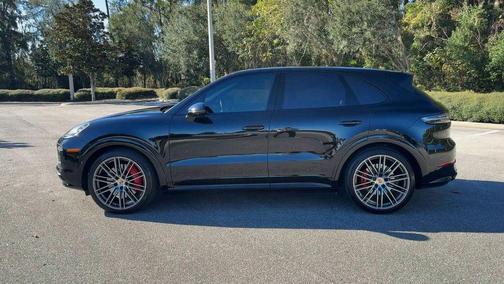 2023 Porsche Cayenne GTS