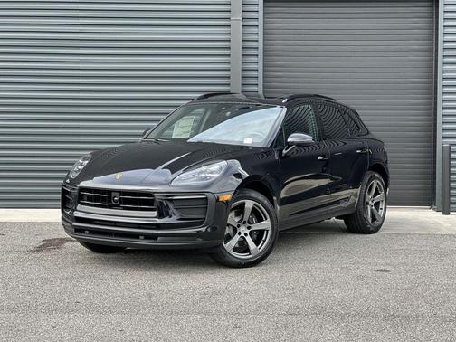 2025 Porsche Macan 