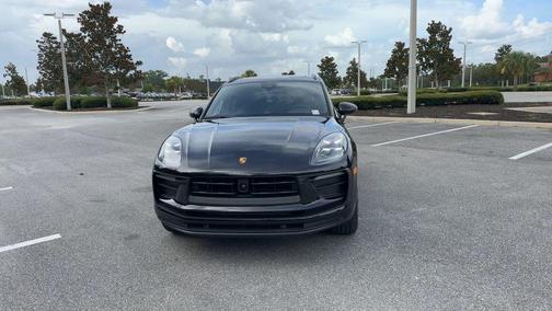 2025 Porsche Macan 