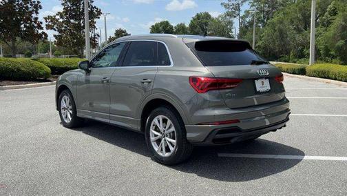 2022 Audi Q3 45 S line Premium