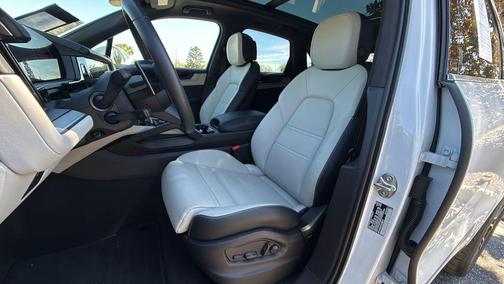 2026 Porsche Cayenne Cayenne