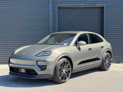 Green 2026 Porsche Macan Macan Electric 4
