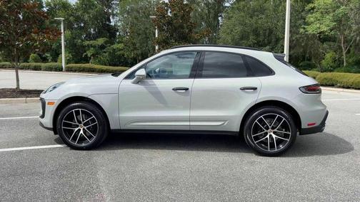 2025 Porsche Macan 