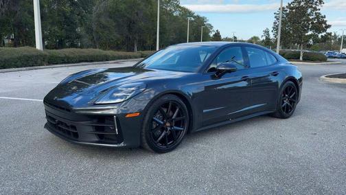 2026 Porsche Panamera 4