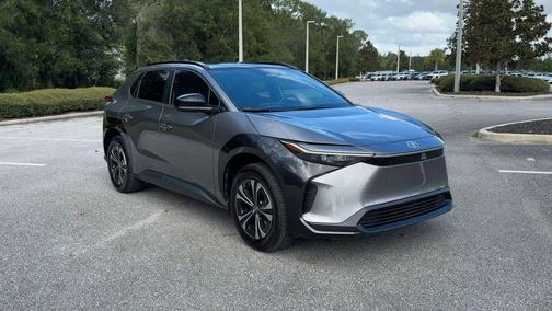 2025 Toyota bZ4X XLE
