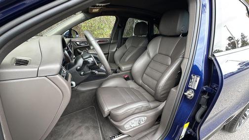 2025 Porsche Macan S