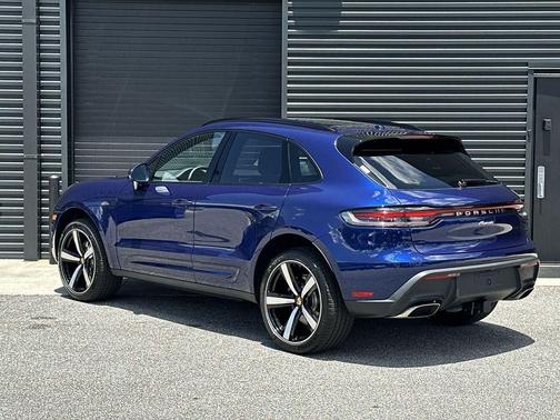 2025 Porsche Macan 