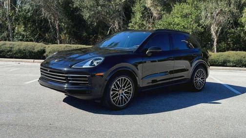2023 Porsche Cayenne Platinum Edition