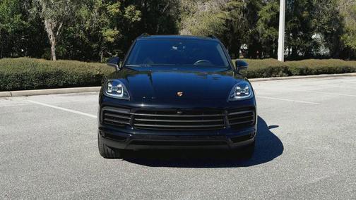 2023 Porsche Cayenne Platinum Edition