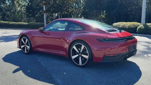 2025 Porsche 911 Carrera