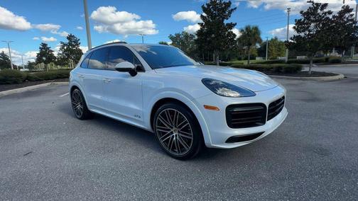 2021 Porsche Cayenne GTS