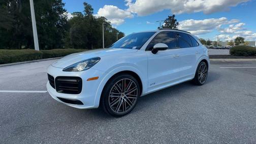 2021 Porsche Cayenne GTS