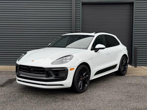 2024 Porsche Macan GTS