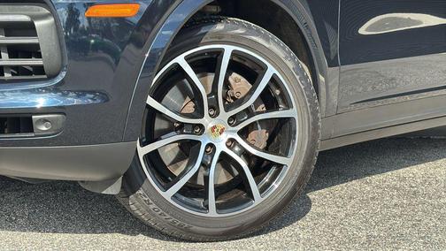 2023 Porsche Cayenne Cayenne
