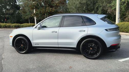 2026 Porsche Cayenne GTS