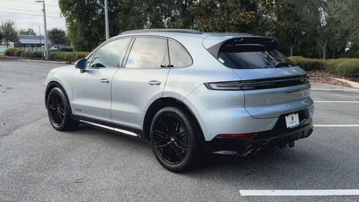 2026 Porsche Cayenne GTS