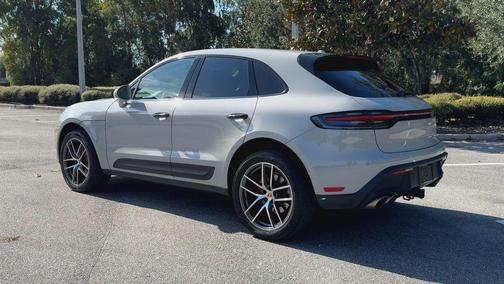 2022 Porsche Macan S