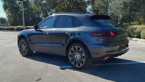 2017 Porsche Macan Turbo