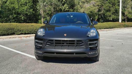 2017 Porsche Macan Turbo