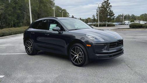 2026 Porsche Macan 