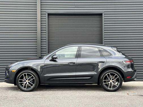 2026 Porsche Macan 