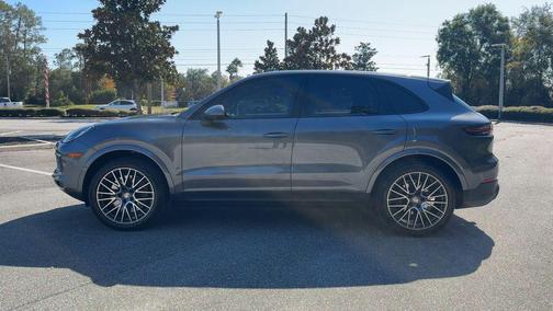 2021 Porsche Cayenne Cayenne