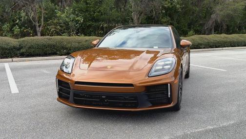 2026 Porsche Panamera 4