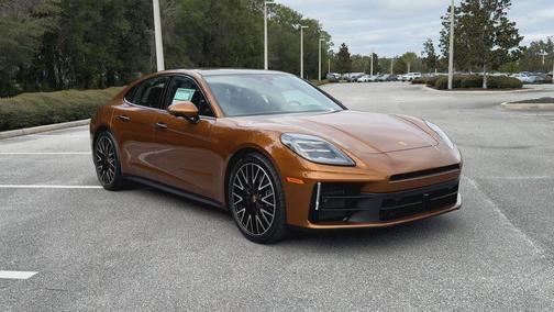 2026 Porsche Panamera 4