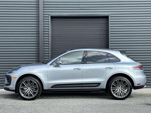 2026 Porsche Macan 