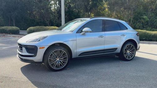 2026 Porsche Macan 
