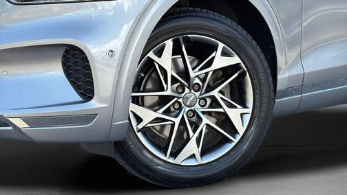 2022 Genesis GV70 2.5T AWD