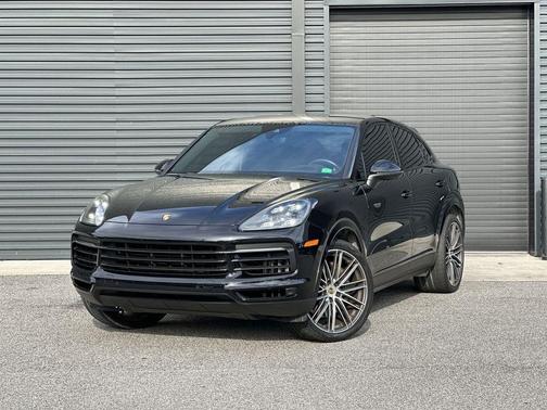 2022 Porsche Cayenne S