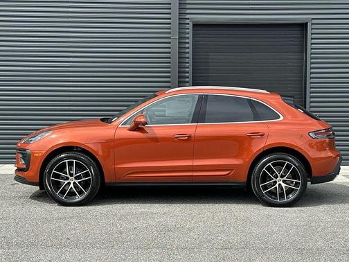 2025 Porsche Macan 