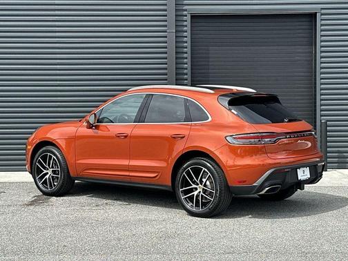 2025 Porsche Macan 