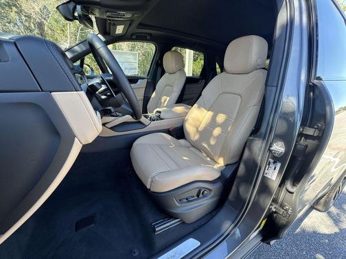 2026 Porsche Cayenne Cayenne