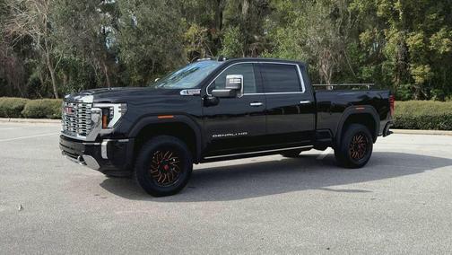 2024 GMC Sierra 2500 Denali