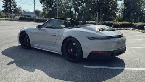 2022 Porsche 911 Carrera GTS