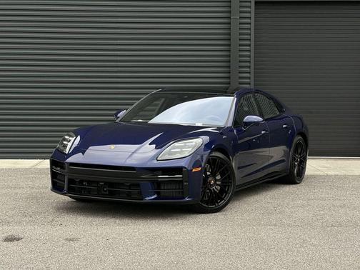 2026 Porsche Panamera GTS