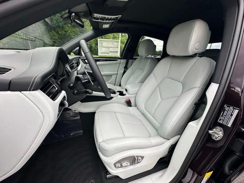 Copper 2026 Porsche Macan Macan