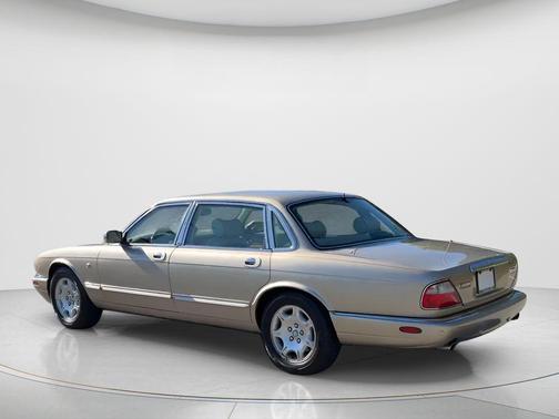 2001 Jaguar XJ Vanden Plas