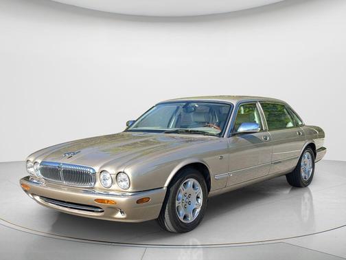 2001 Jaguar XJ Vanden Plas