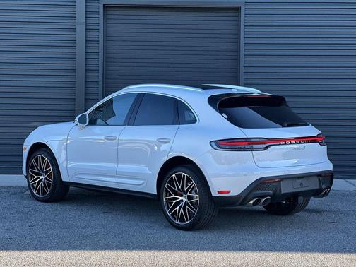 2026 Porsche Macan S