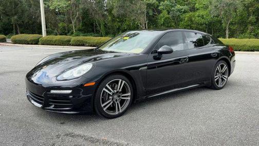 2014 Porsche Panamera 4