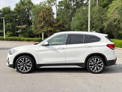 Alpine White 2022 BMW X1 xDrive28i