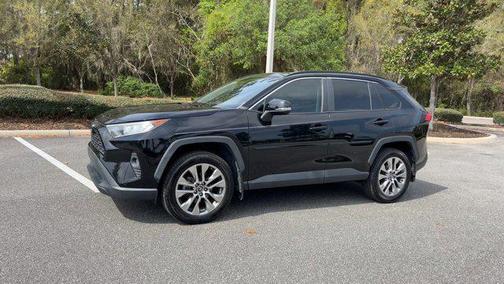 2019 Toyota RAV4 XLE Premium